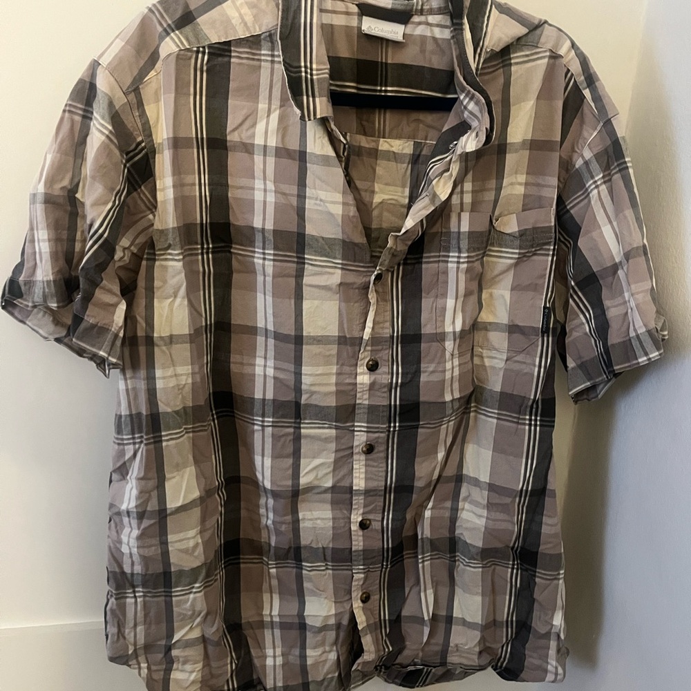 Columbia Cream and Brown Casual Button Down Shirt